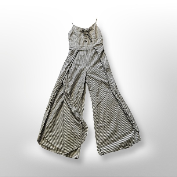 Japna Wide Leg Jumpsuit - Picture 2 of 5